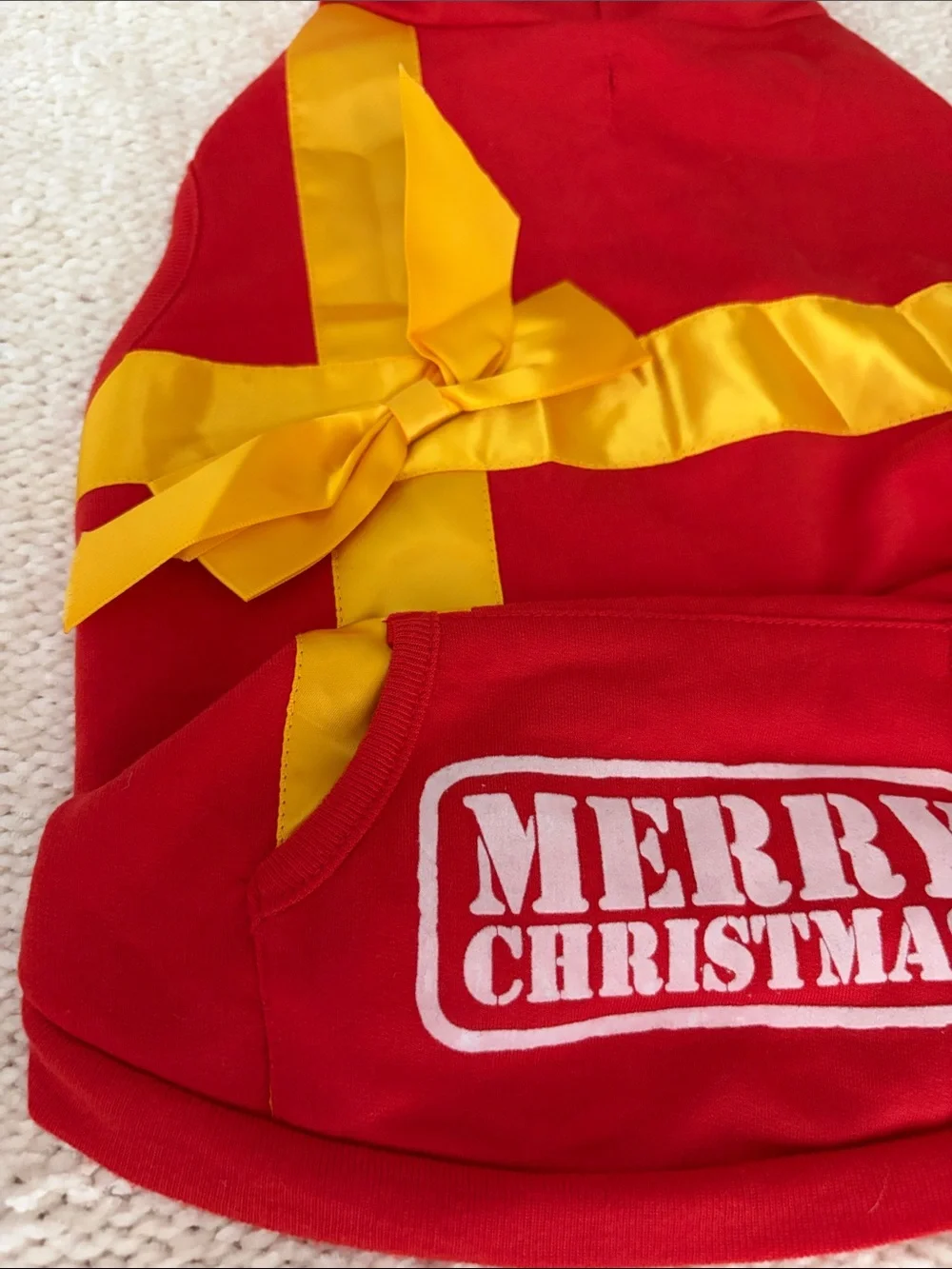 NWOT Merry Christmas Present Dog Hoodie with Yellow Bow
